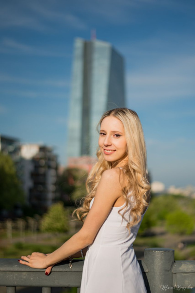 Nachhilfelehrer/in für Nachhilfe in Deutsch, Englisch, Geschichte in Hanau Nachhilfe Profilbild